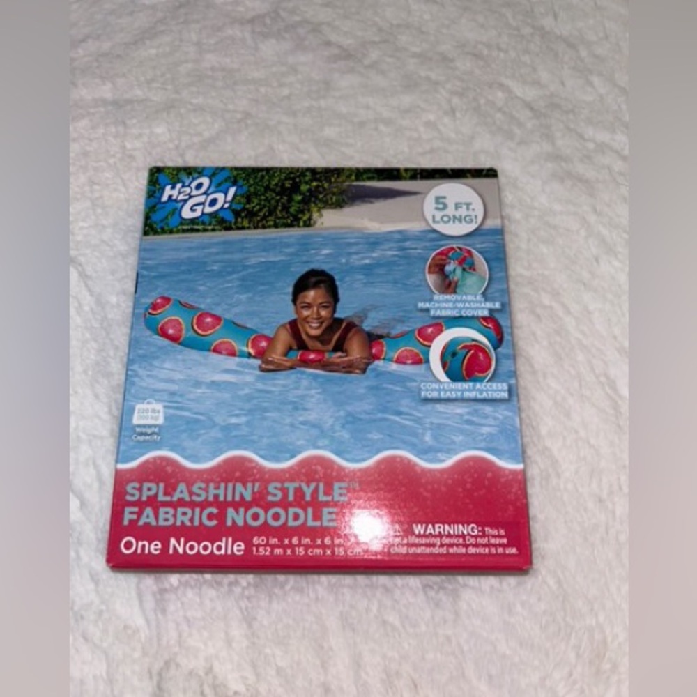 Brand New H2O GO! Splashin’ Style Fabric Noodle For Pool